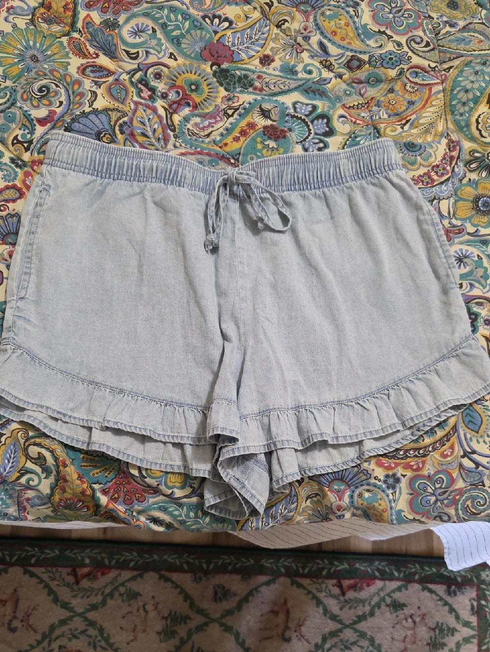 Hurley Light Blue High-Waist Ruffle Hem Shorts